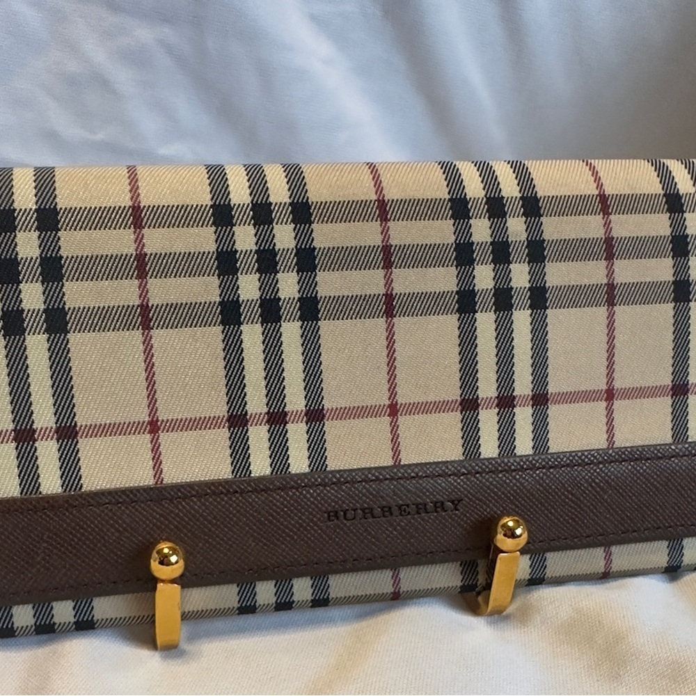 Pre-loved. EUC Burberry Brown Canvas Leather Nova Check Long Wallet. Flaws shown